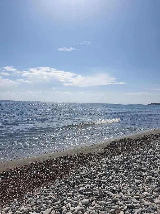 Seafront Beach House Meneou 0*,